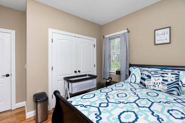 82 Willow Ln, Waynesboro, VA 22980 - bedroom featuring light wood-style flooring, a closet, and baseboards