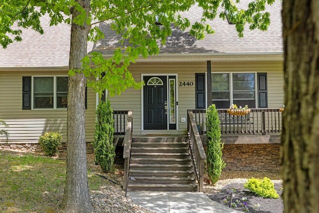 view of front facade featuring a porch