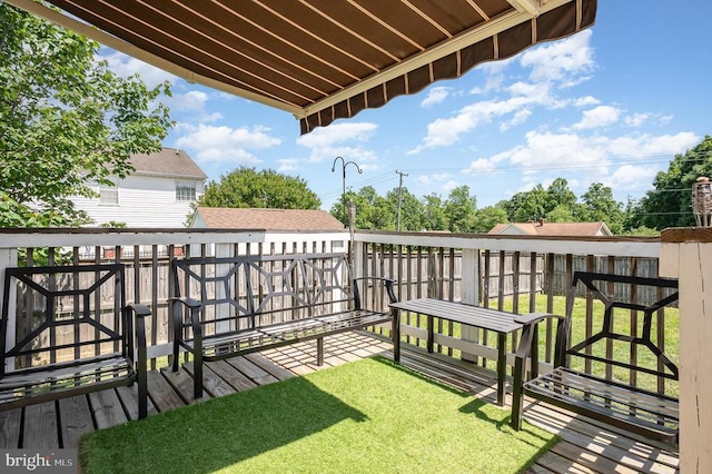 7504 Heathrow Dr, Fredericksburg, VA 22407 - view of yard
