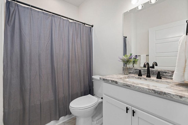 1019 Frye St, Waynesboro, VA 22980 - full bath featuring vanity and toilet