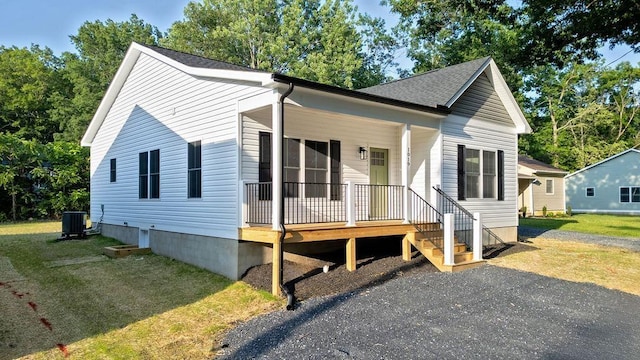 1019 Frye St, Waynesboro, VA 22980 - view of front of house with a porch and roof with shingles