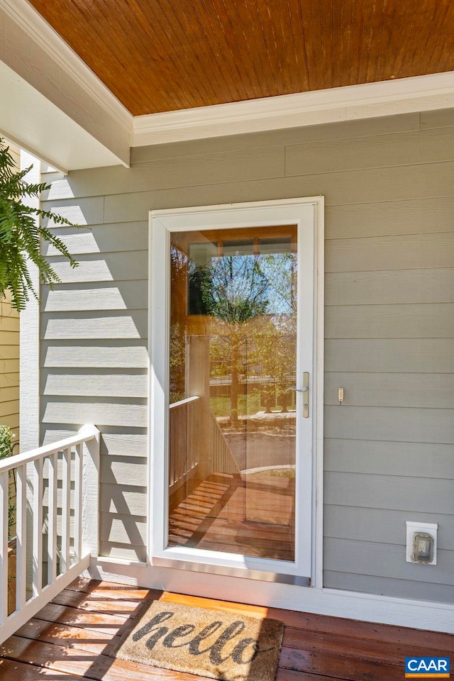 view of property entrance