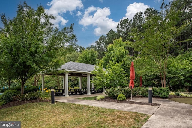 5715 Kesslers Xing W, Fredericksburg, VA 22407 - view of property's community with a gazebo and a yard