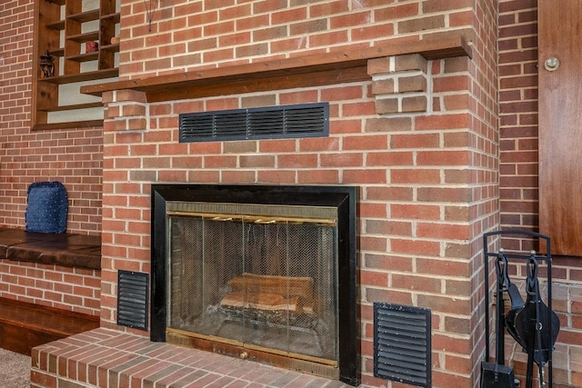 911 Old White Hill Rd, Stuarts Draft, VA 24477 - detailed view of a glass covered fireplace