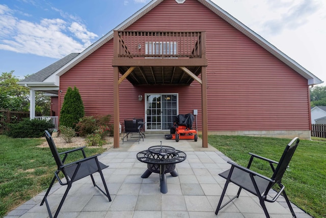 200 Kingsport Rd, Waynesboro, VA 22980 - rear view of property featuring a lawn, a fire pit, a patio, and a balcony