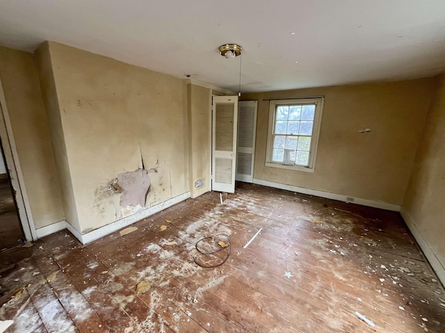 1201 Burnett St, Staunton, VA 24401 - unfurnished dining area featuring baseboards and a heating unit