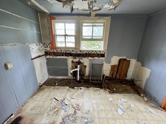 1201 Burnett St, Staunton, VA 24401 - interior space