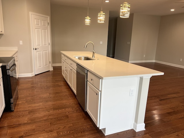 81 Meriwether Cir, Stuarts Draft, VA 24477 - kitchen with stainless steel appliances, a sink, white cabinets, an island with sink, and light countertops