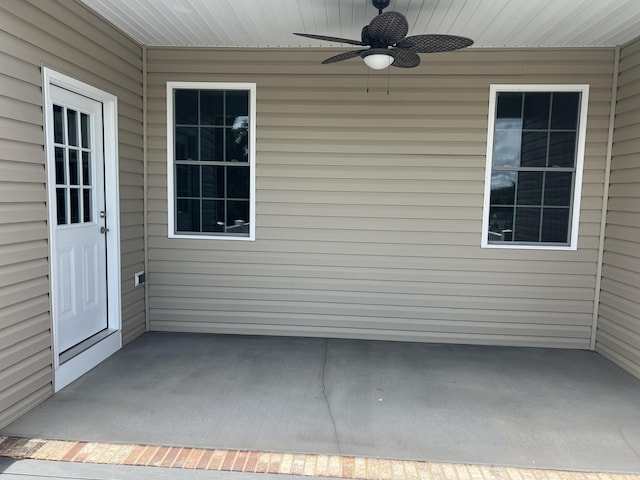 81 Meriwether Cir, Stuarts Draft, VA 24477 - view of patio with ceiling fan