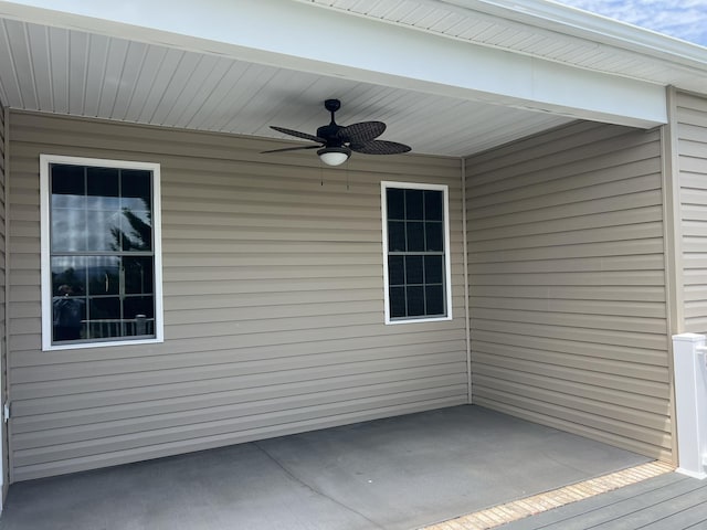 81 Meriwether Cir, Stuarts Draft, VA 24477 - view of patio featuring ceiling fan