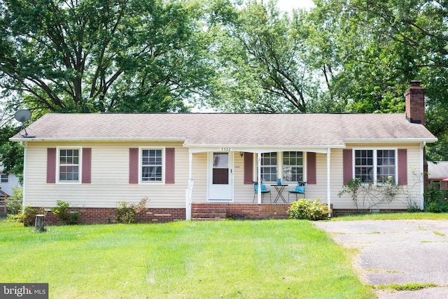 5522 Rudy Ln, Fredericksburg, VA 22407 - ranch-style house with a porch, crawl space, a front yard, and a chimney