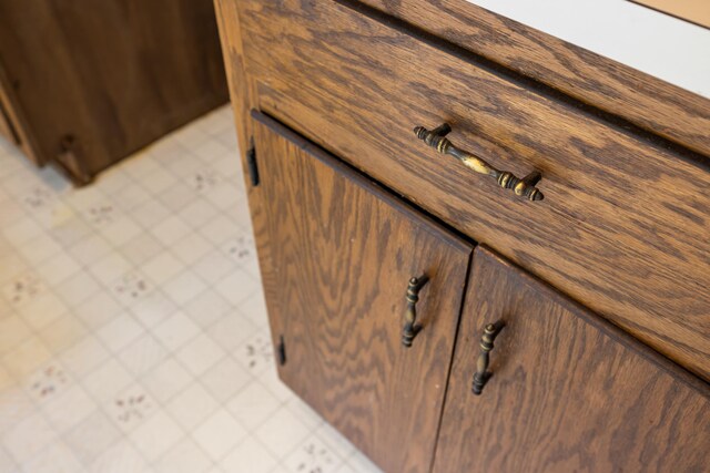 57 Greenbriar Ln, Stuarts Draft, VA 24477 - detailed view of tile patterned floors
