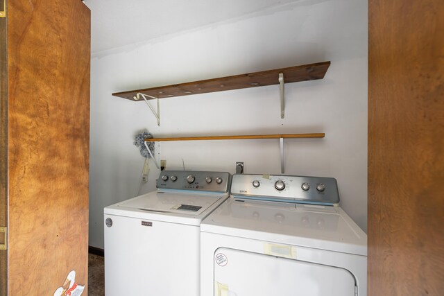 57 Greenbriar Ln, Stuarts Draft, VA 24477 - laundry room with washing machine and dryer