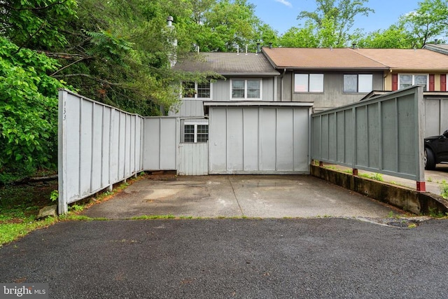 133 Woodlake Dr, Charlottesville, VA 22901 - view of front of property