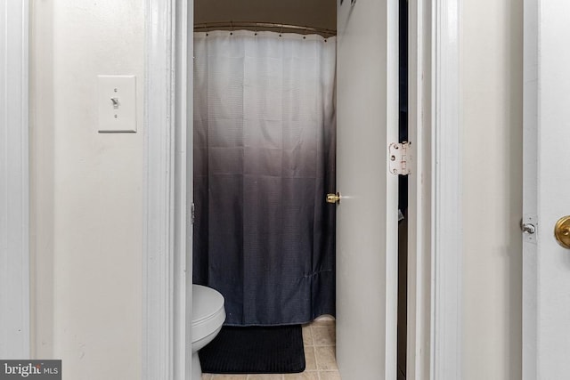 133 Woodlake Dr, Charlottesville, VA 22901 - bathroom featuring tile patterned flooring, toilet, and a shower with curtain