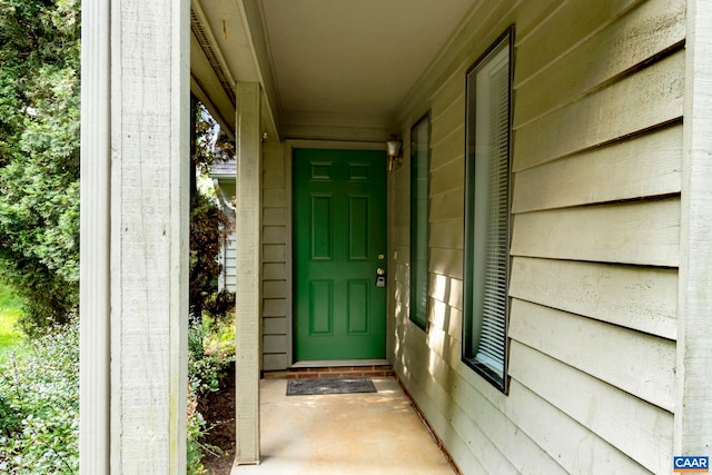 view of exterior entry