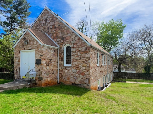 1203 Windsor Ln, Staunton, VA 24401 - view of outbuilding