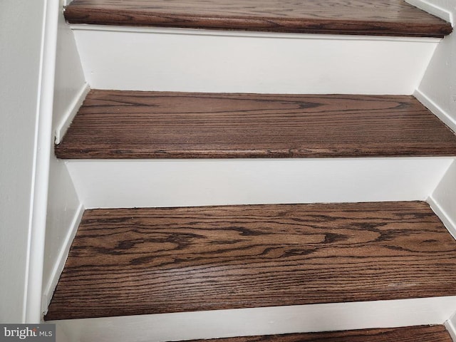 10703 Redbird Ln, Spotsylvania, VA 22553 - view of stairs