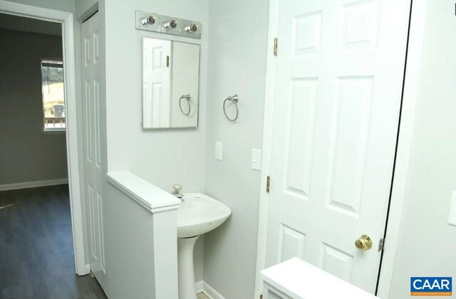 101 Westerly Ave, Charlottesville, VA 22903 - bathroom featuring baseboards and wood finished floors