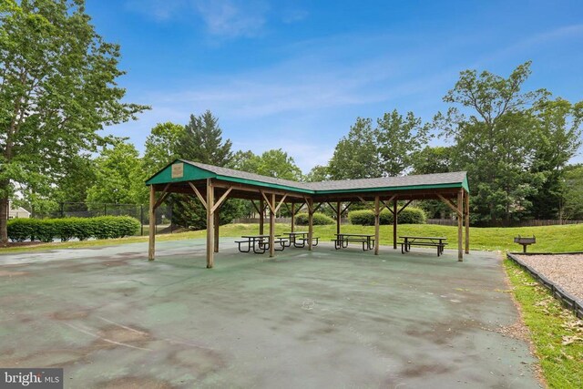 3803 Fallwood Ln, Fredericksburg, VA 22408 - view of community featuring a gazebo