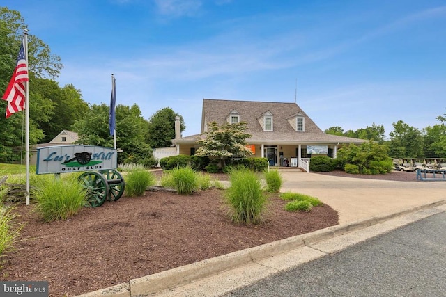 3803 Fallwood Ln, Fredericksburg, VA 22408 - cape cod-style house featuring a porch