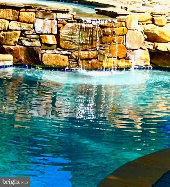 3803 Fallwood Ln, Fredericksburg, VA 22408 - view of pool