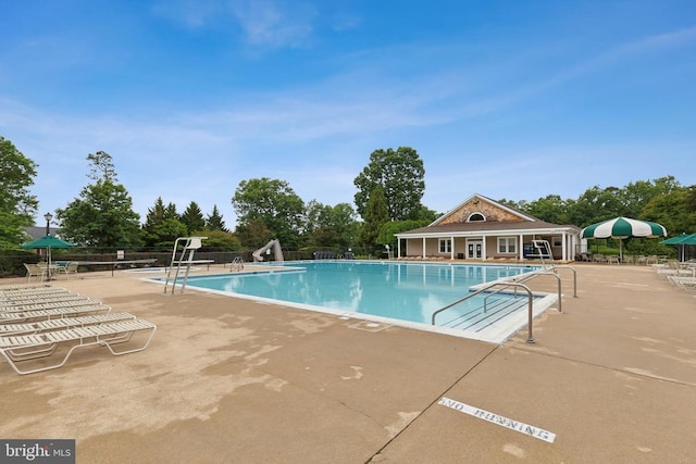 3803 Fallwood Ln, Fredericksburg, VA 22408 - community pool with a patio