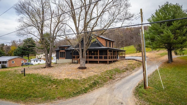 3332 Hill Gap Rd, Bridgewater, VA 22812 - view of front of property featuring driveway, a porch, and a front yard