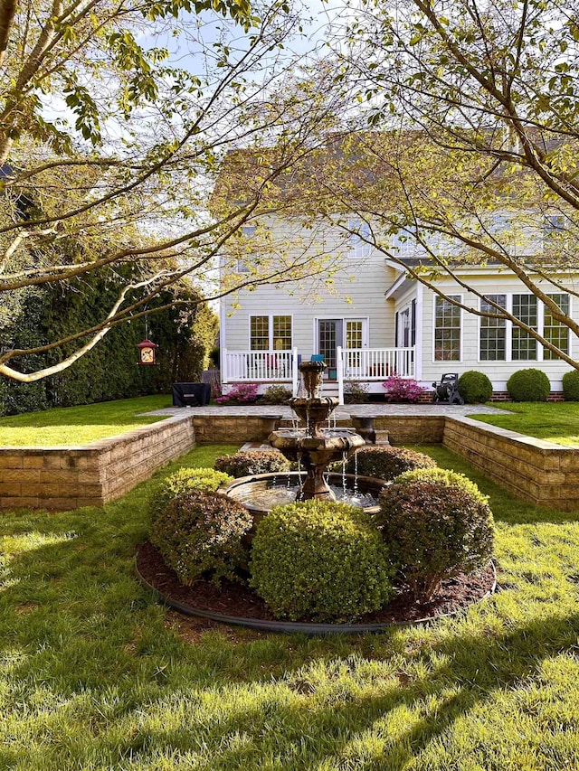 515 Legrande Ave, Waynesboro, VA 22980 - back of property featuring a lawn