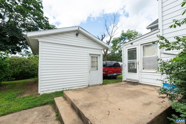 613 6th St, Shenandoah, VA 22849 - view of patio / terrace featuring an outbuilding