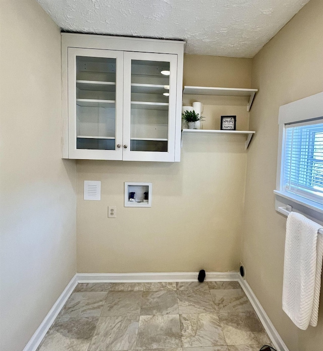 1204 3rd St, Waynesboro, VA 22980 - laundry area with baseboards and hookup for a washing machine