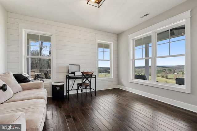  - view of sunroom / solarium