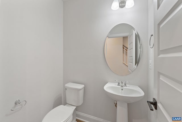 27 Woodburn Rd, Charlottesville, VA 22901 - half bath featuring toilet and baseboards