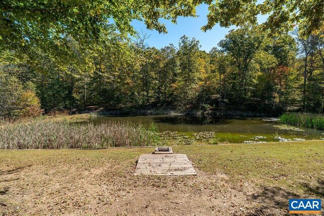 374 White Oak Dr, Palmyra, VA 22963