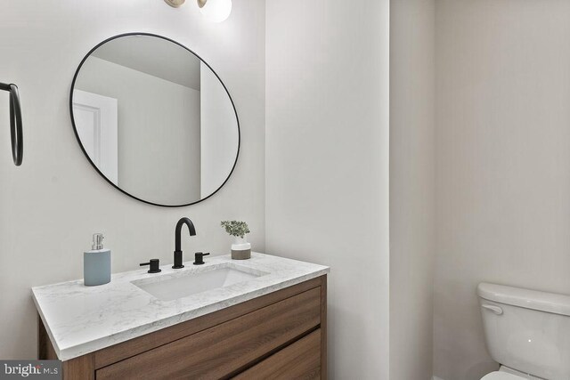 5925 Stubbs Bridge Rd, Mineral, VA 23117 - bathroom featuring vanity and toilet
