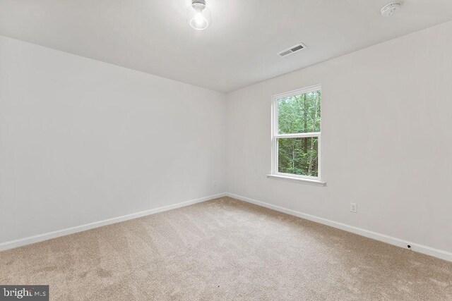 5925 Stubbs Bridge Rd, Mineral, VA 23117 - carpeted empty room featuring baseboards and a smoke detector