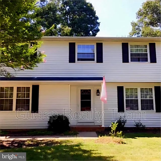 11708 Eisenhower Ln, Fredericksburg, VA 22407 - view of front of home featuring a front lawn