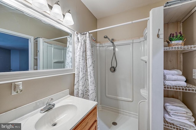 520 Oak Grove Dr, Mineral, VA 23117 - full bathroom featuring a stall shower and vanity