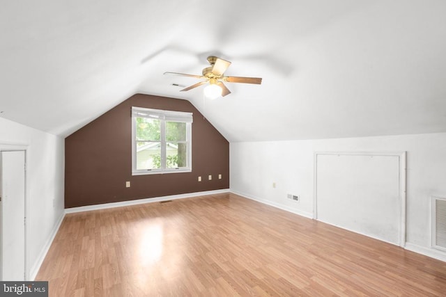5310 Leavells Crossing Dr, Fredericksburg, VA 22407 - bonus room featuring light wood-style floors, lofted ceiling, and a ceiling fan