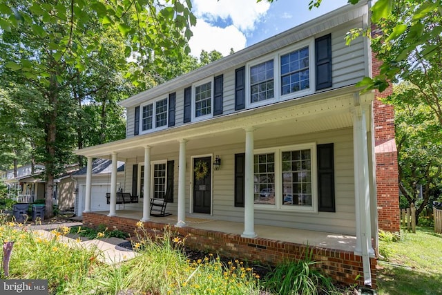 5310 Leavells Crossing Dr, Fredericksburg, VA 22407 - view of front facade with a porch