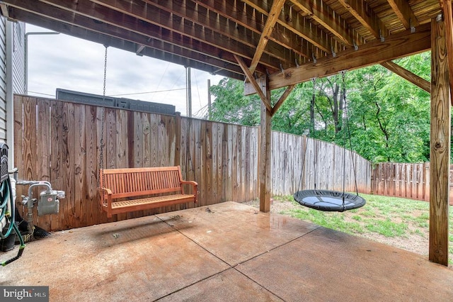 1905 Crepe Myrtle Ln, Culpeper, VA 22701 - fenced backyard with a patio