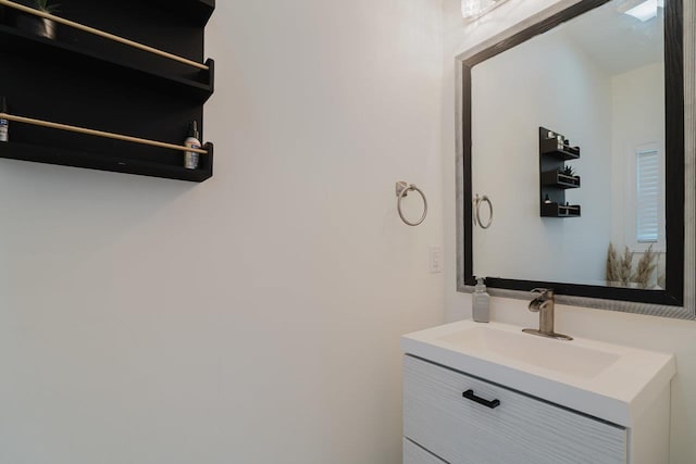 728 Mason St, Dayton, VA 22821 - bathroom featuring vanity