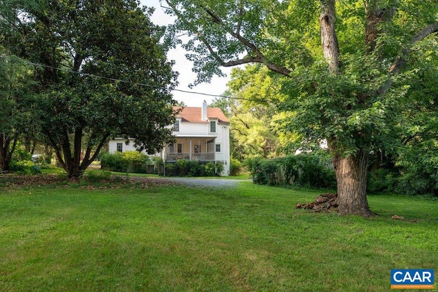 2201 Stadium Rd, Charlottesville, VA 22903 - view of green lawn featuring driveway
