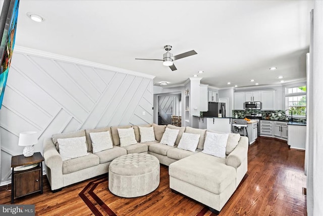 6915 Yeoman Ct, Fredericksburg, VA 22407 - living room with dark wood-style flooring, crown molding, ceiling fan, and recessed lighting