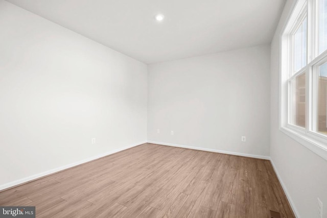 1 Blakely St, Fredericksburg, VA 22408 - unfurnished room with wood finished floors, baseboards, and recessed lighting