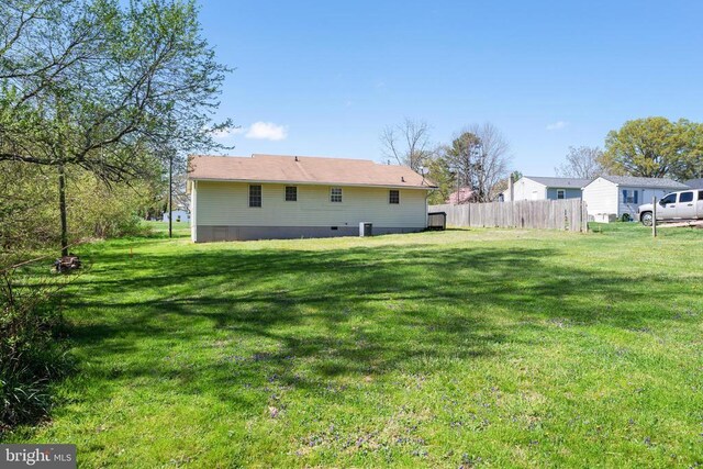 301 Charles St, Gordonsville, VA 22942 - back of house featuring crawl space