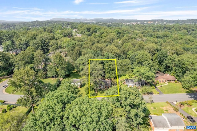 411 Westmoreland Ct, Charlottesville, VA 22901 - aerial view of property and surrounding area featuring a forest and property boundaries highlighted