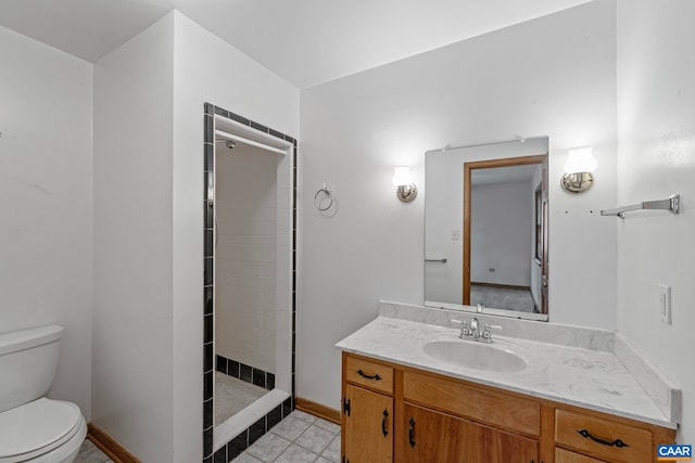 411 Westmoreland Ct, Charlottesville, VA 22901 - bathroom with vanity, a tile shower, and tile patterned floors