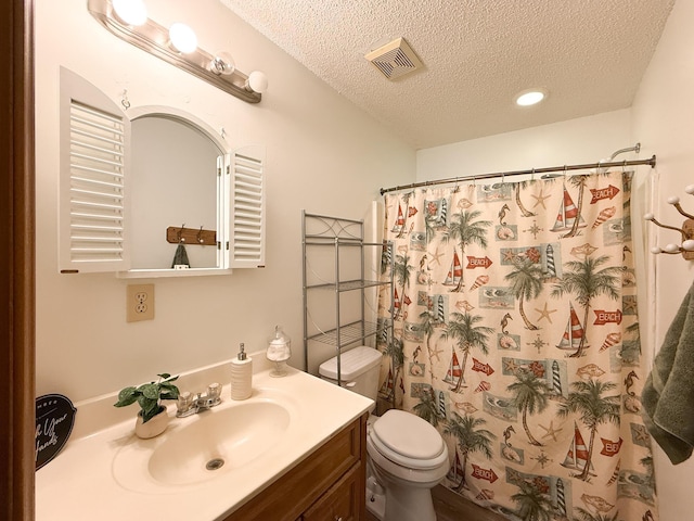 full bathroom with a textured ceiling, toilet, vanity, recessed lighting, and a shower with shower curtain