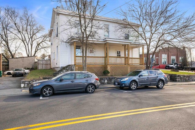 view of front of house with covered porch